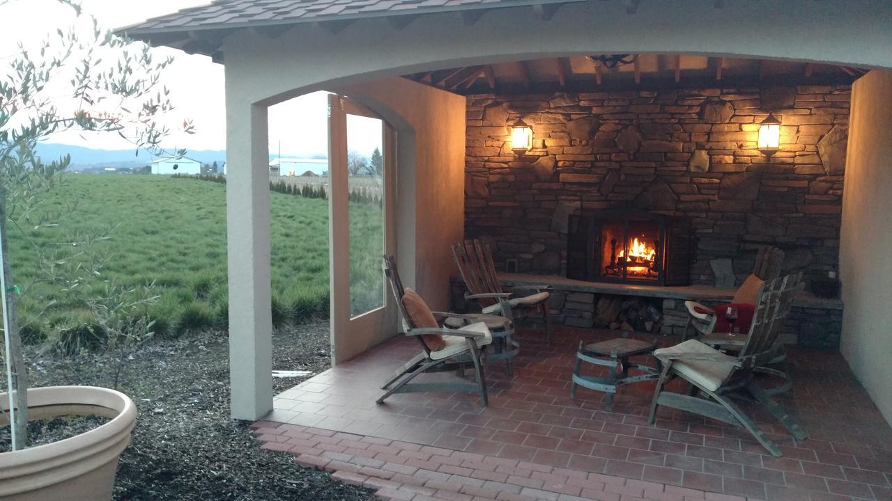 Casale Bed and Breakfast Forest Grove Buitenkant foto